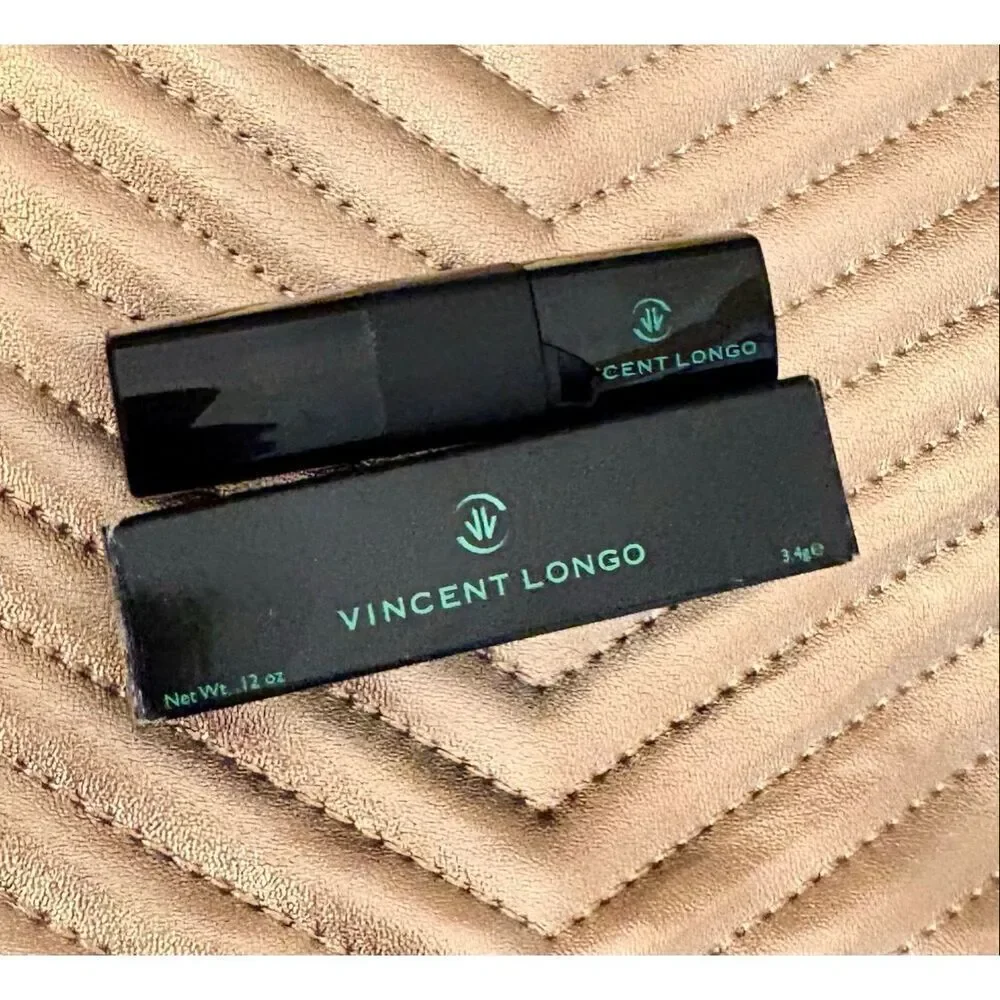 VINCENT LONGO - NWTIB - Silk Velour Lipstick in Mulberry.  Full Size